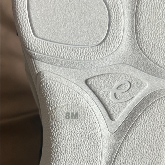 Easy Spirit Black Women's Sandals - Picture 5 of 5